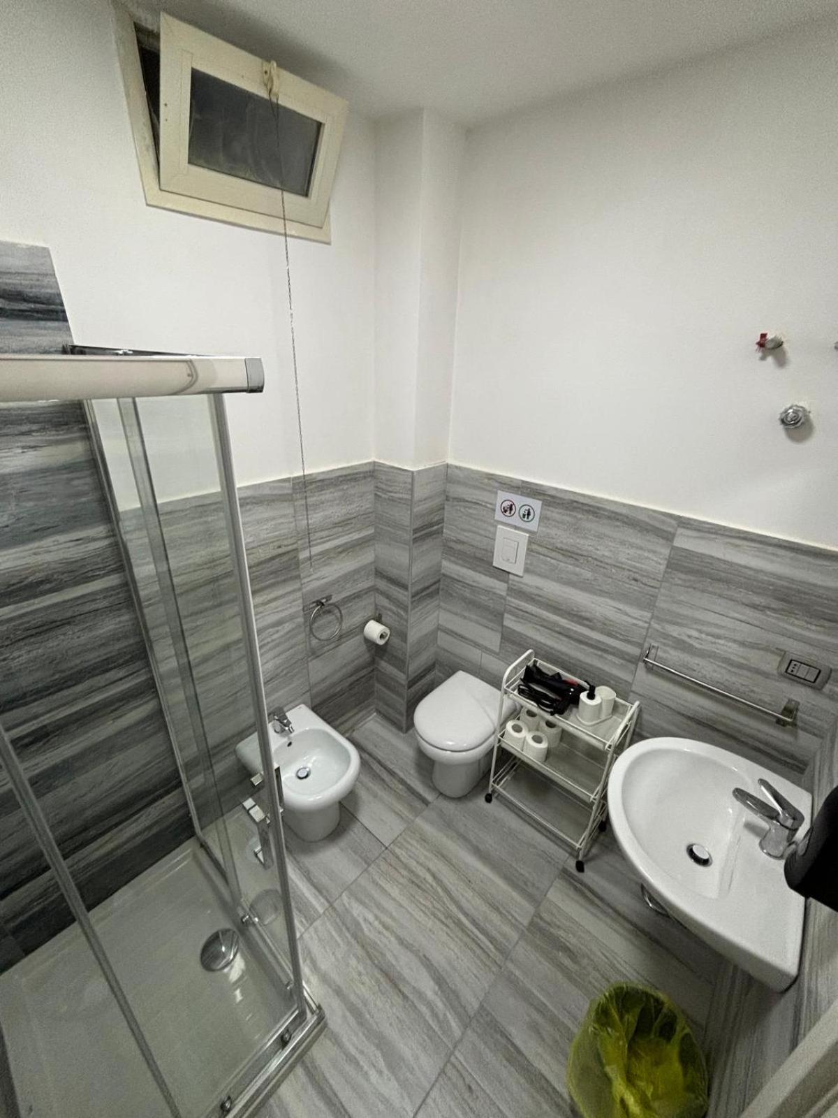 Na City Rooms Неаполь Экстерьер фото