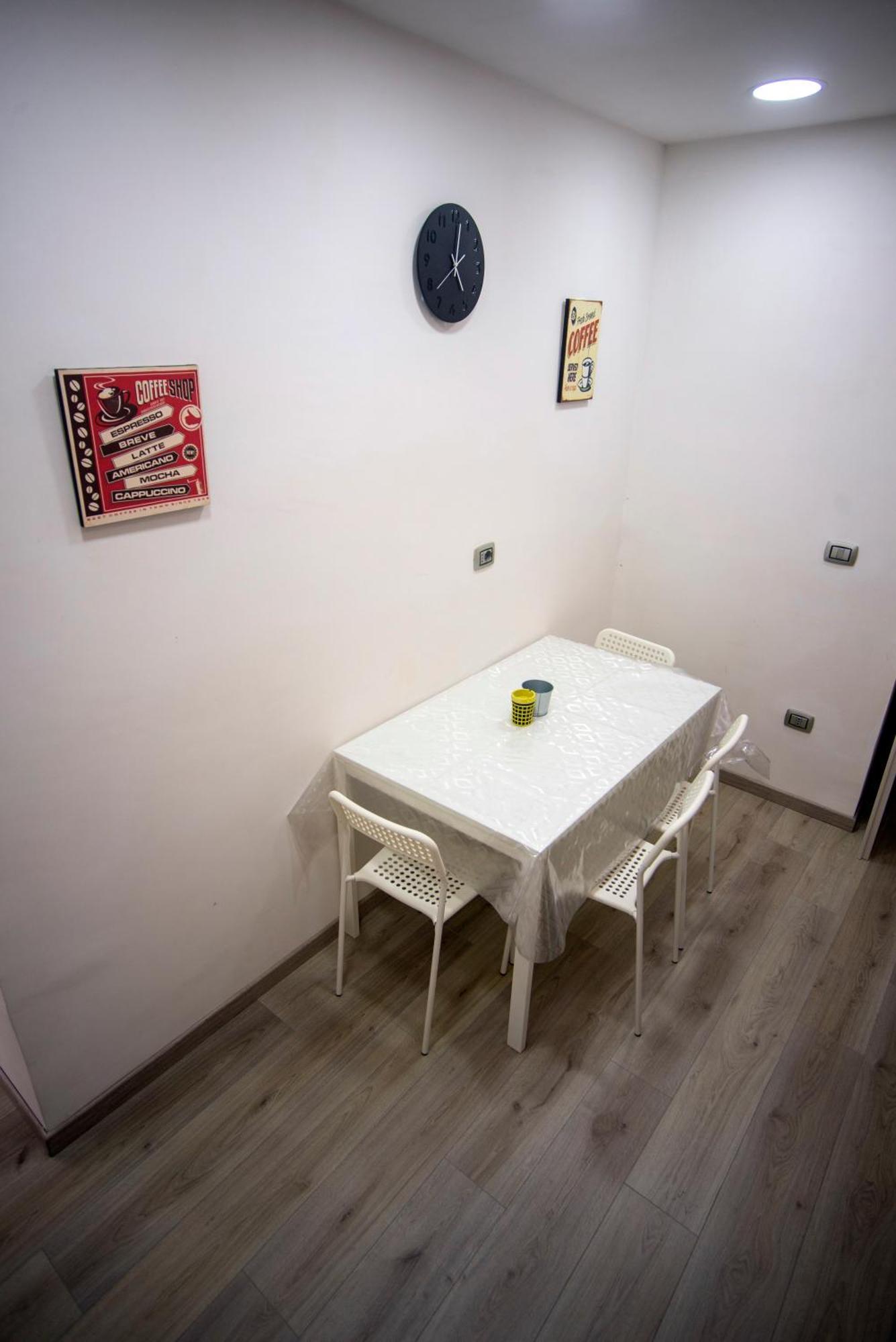 Na City Rooms Неаполь Экстерьер фото