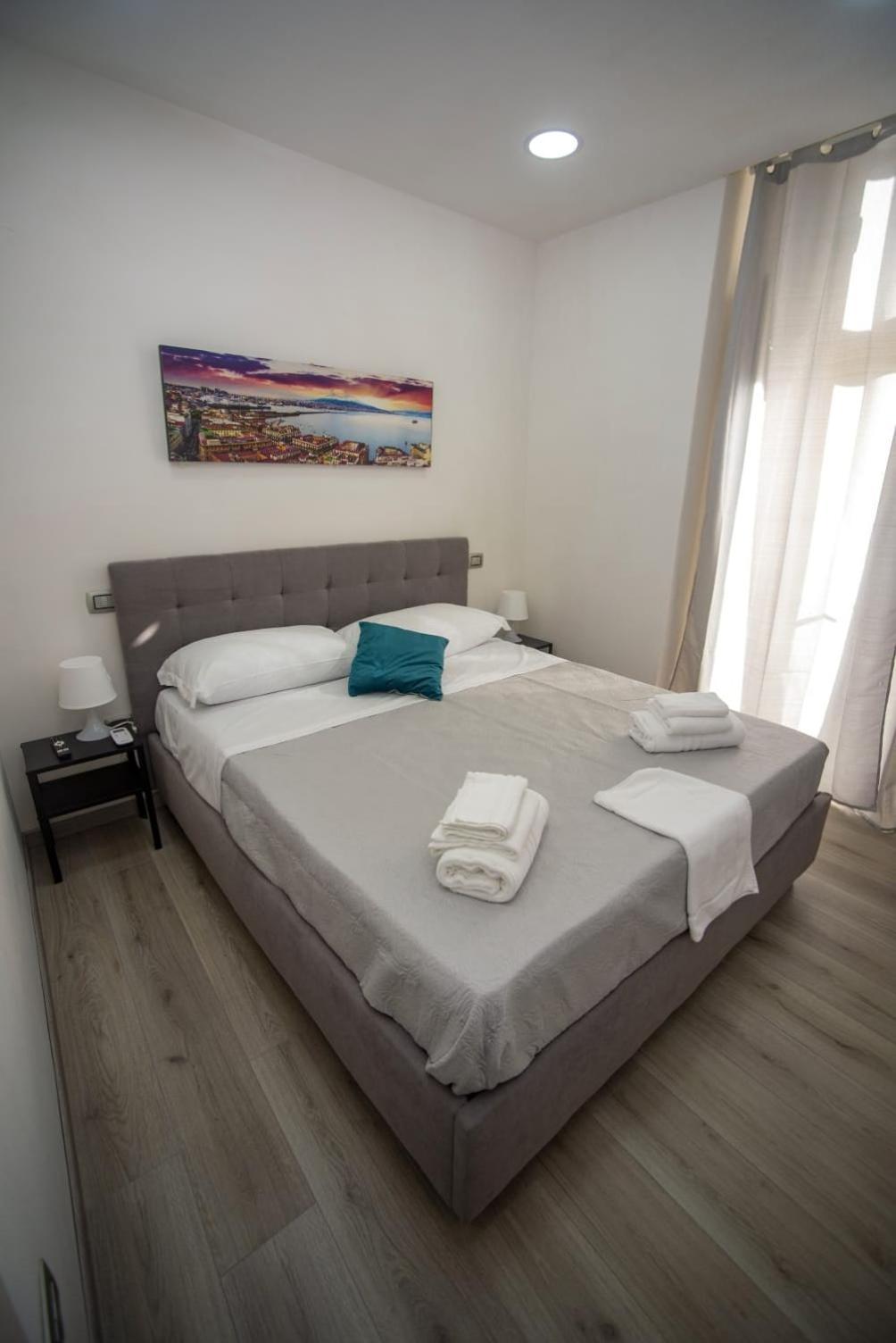 Na City Rooms Неаполь Экстерьер фото